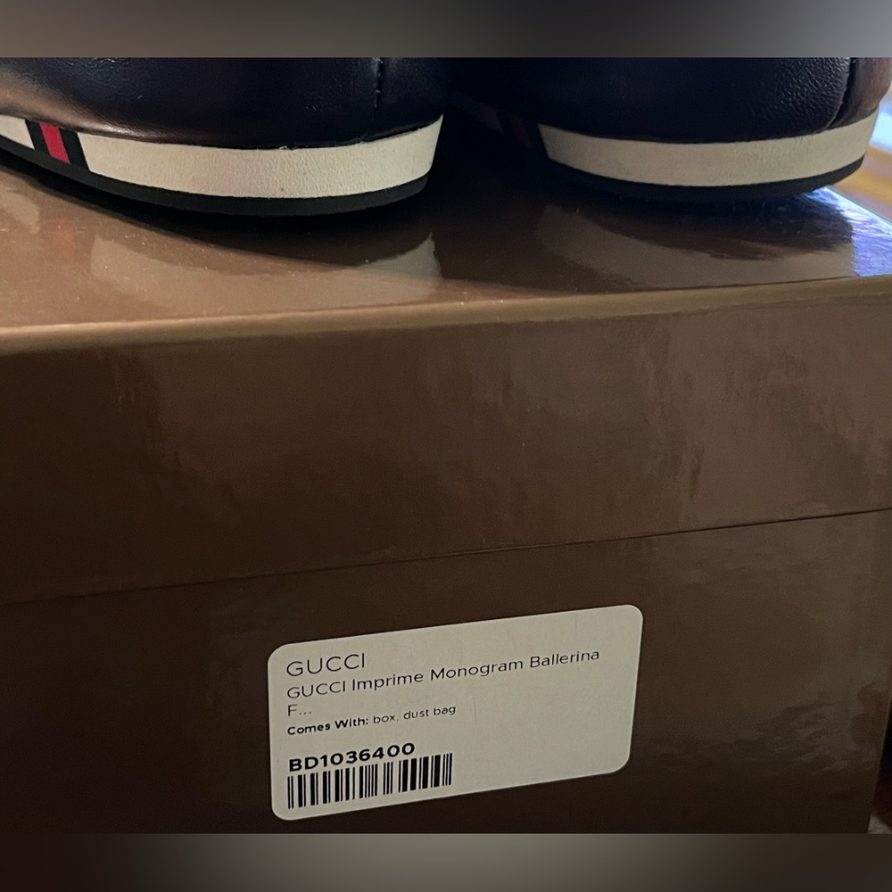 Like New Gucci Imprime Monogram Ballerina Flats - Picture 7 of 9